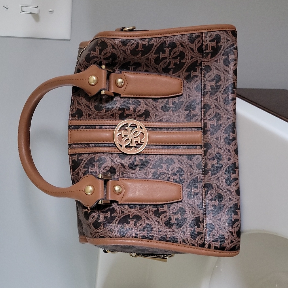 Guess Train Satchel